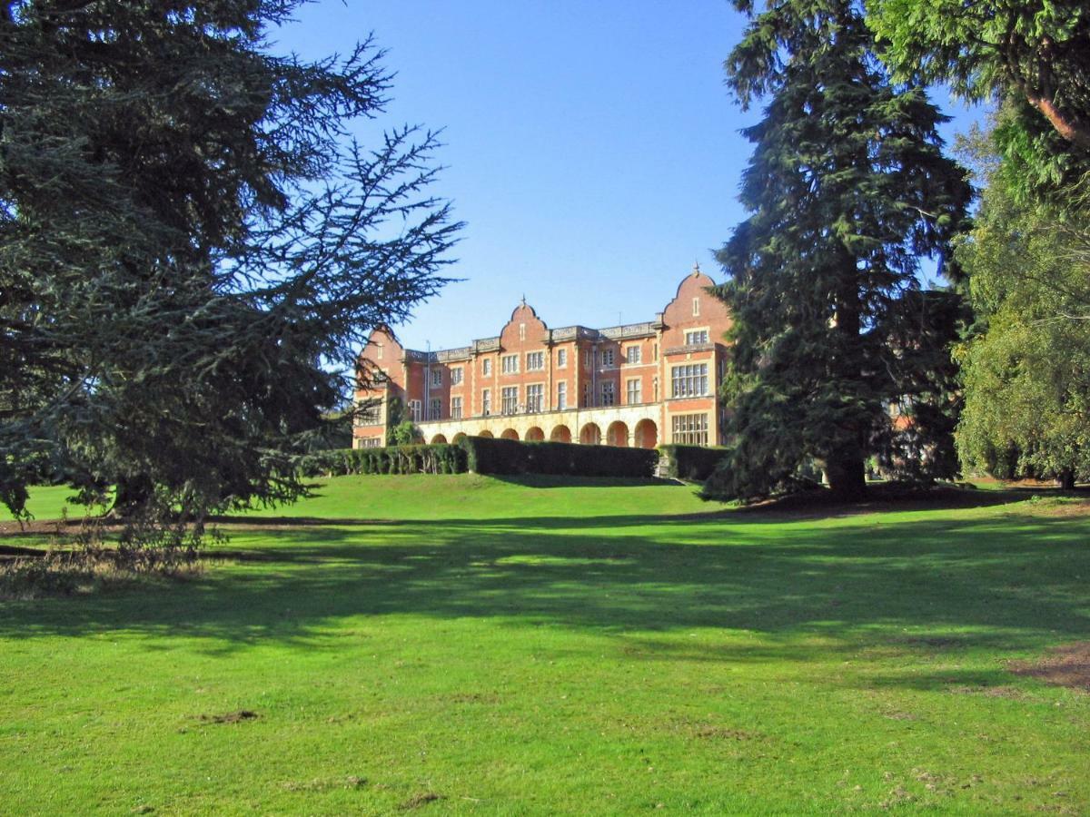 Easthampstead Park Hotel Bracknell Exterior foto